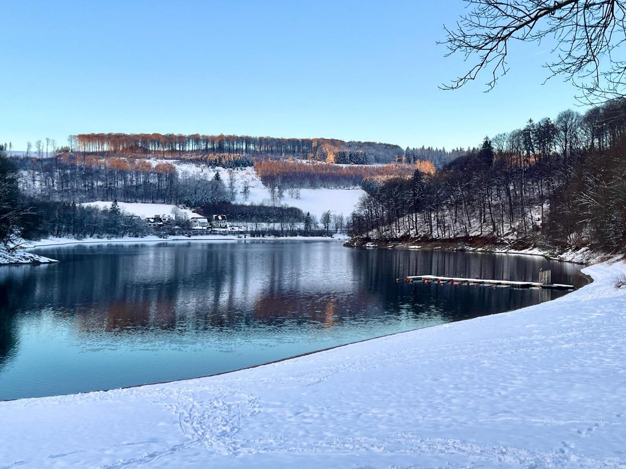 Charmantes Haus Am Hennesee Villa Meschede Esterno foto